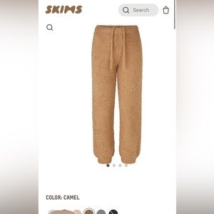 NWT SKIMS Cozy Knit Joggers Camel